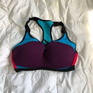 VS sports bra